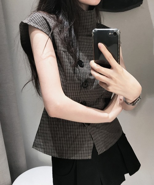FAVORITO(ファヴォリート)の「襟付きチェック柄ブラウス(シャツ/ブラウス・レディース・ブラウン・S/L/M)」の4枚目の写真
