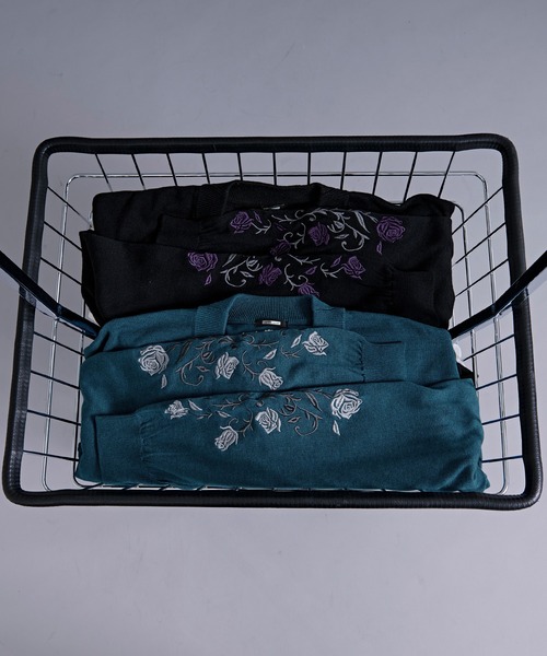 Ellno Loset（エルノロゼット）の「ローズ刺繍メタルボタンカーディガン（カーディガン/ボレロ・メンズ・ブルーグリーン/ブラック・LARGE/MEDIUM/SMALL）」の13枚目の写真