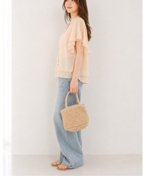 FAZVY(ファズビー)の「ふわりと華やぐ フレアスリーブ半袖シフォンブラウス(シャツ/ブラウス・レディース・グリーン/ベージュ/ホワイト・M/L)」の4枚目の写真