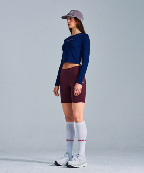 MENASOO（ミナス）の「MNS x American apparel 261 Crop Long-Sleeves_Navy（Tシャツ/カットソー・レディース・ネイビー・SMALL/MEDIUM）」の3枚目の写真