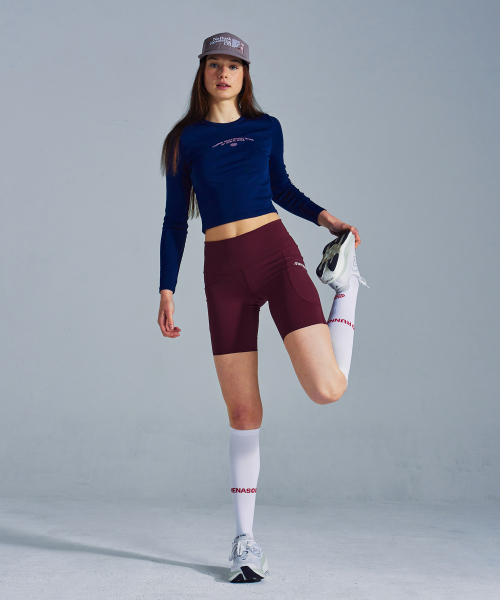 MENASOO（ミナス）の「MNS x American apparel 261 Crop Long-Sleeves_Navy（Tシャツ/カットソー・レディース・ネイビー・SMALL/MEDIUM）」の11枚目の写真