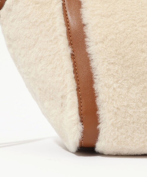 TOMORROWLAND （トゥモローランド）の「TOMORROWLAND BAG T FUR TOTE バッグ（トートバッグ・レディース・ライトベージュ/グレー系その他2・FREE）」の12枚目の写真