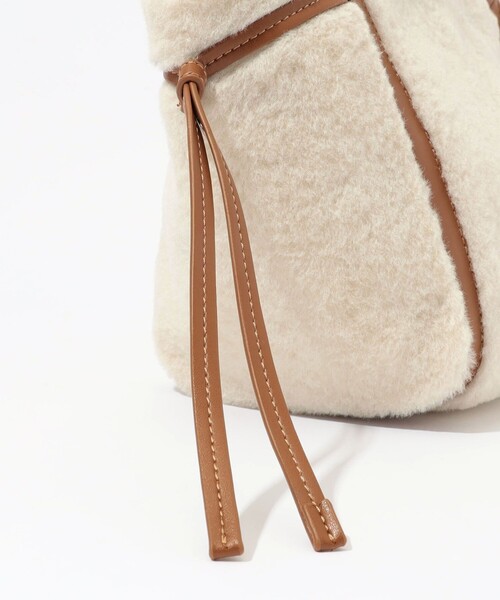 TOMORROWLAND （トゥモローランド）の「TOMORROWLAND BAG T FUR TOTE バッグ（トートバッグ・レディース・ライトベージュ/グレー系その他2・FREE）」の13枚目の写真
