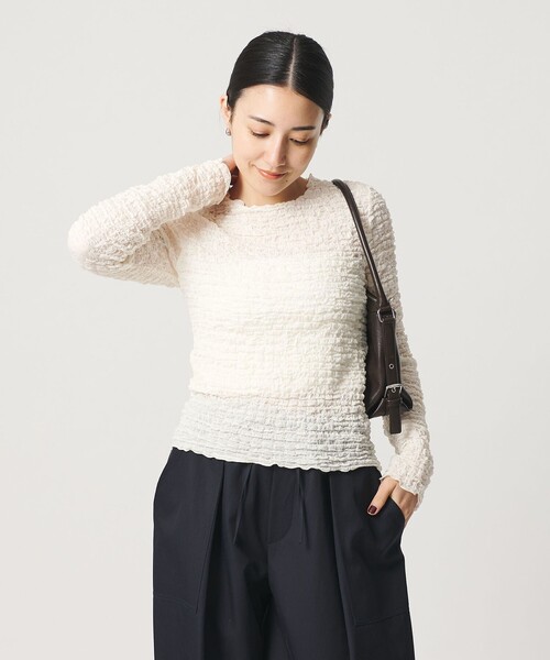 BEAUTY&YOUTH UNITED ARROWS(ビューティーアンドユースユナイテッドアローズ)の「【WEB限定】シュリンクレース ロングスリーブプルオーバー(Tシャツ/カットソー・レディース・オフホワイト/ライトブルー/ブラック・FREE)」の2枚目の写真