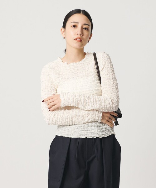 BEAUTY&YOUTH UNITED ARROWS(ビューティーアンドユースユナイテッドアローズ)の「【WEB限定】シュリンクレース ロングスリーブプルオーバー(Tシャツ/カットソー・レディース・オフホワイト/ライトブルー/ブラック・FREE)」の7枚目の写真
