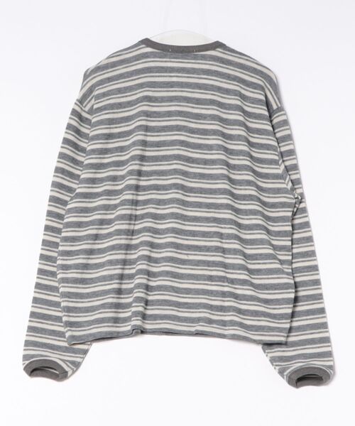 Never mind the XU / Chikashitsu+(ネバーマインド ザ エックスユー / チカシツプラス)の「Asymmetry border henley long sleeve (3color) / アシンメトリーボーダーヘンリーネック長袖Tシャツ(Tシャツ/カットソー・メンズ・ネイビー/カーキ/グレー・ONE SIZE)」の4枚目の写真