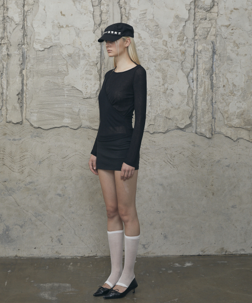 VOONT(ブント)の「Wrap Halter Long Sleeve (BLACK)(Tシャツ/カットソー・レディース・ブラック・OS)」の3枚目の写真