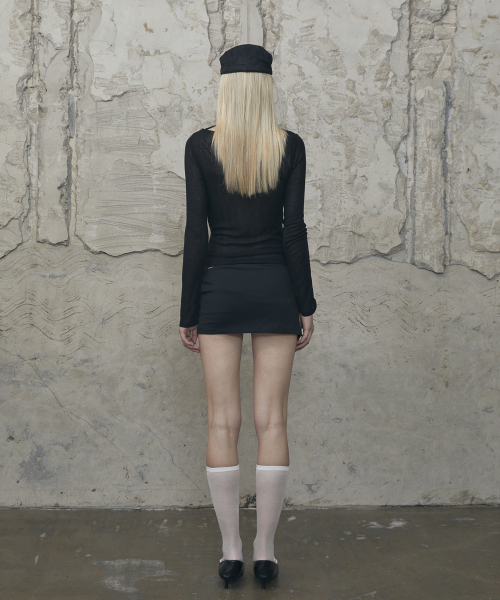 VOONT(ブント)の「Wrap Halter Long Sleeve (BLACK)(Tシャツ/カットソー・レディース・ブラック・OS)」の4枚目の写真