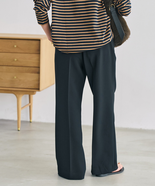 Spick & Span(スピックアンドスパン)の「《追加》ダブルクロス1タックパンツ(スラックス・レディース・チャコールグレー/ブラック・38/36/34/40)」の16枚目の写真
