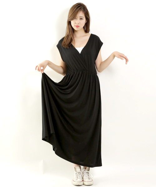 PUNYUS（プニュズ）の「カシュクールマキシワンピ（ワンピース・レディース・カーキ/ブラック・3/1/4/2）」の2枚目の写真