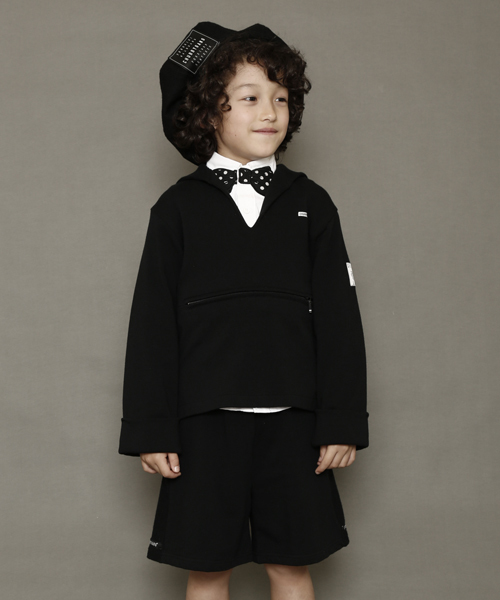 CHUBBYGANG（チャビーギャング）の「セーラーカラー裏毛プルオーバー（スウェット・キッズ・ブラック/ネイビー・140/100/120/150/160/110/130）」の2枚目の写真