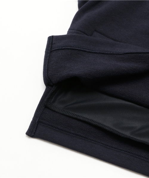 CHUBBYGANG（チャビーギャング）の「セーラーカラー裏毛プルオーバー（スウェット・キッズ・ブラック/ネイビー・140/100/120/150/160/110/130）」の3枚目の写真