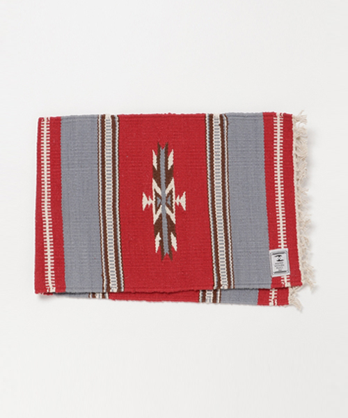 チャイハネ（チャイハネ）の「【チャイハネ】オルテガ柄ロングプレイスマット / テーブルランナー（ランチョンマット/テーブルウェア・レディース・レッド/グリーン/イエロー/ターコイズブルー/オフホワイト/パープル/ブラック/マスタード/ベージュ/グレー/ブラウン/ブルー・FREE）」の17枚目の写真