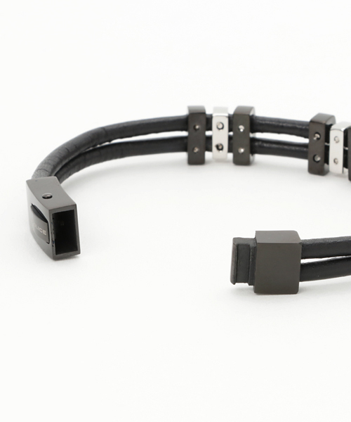 POLICE（ポリス）の「【POLICE】 ポリス TAMPA レザー ブレスレット（ブレスレット・メンズ・ブラウン/ブラック・FREE）」の5枚目の写真