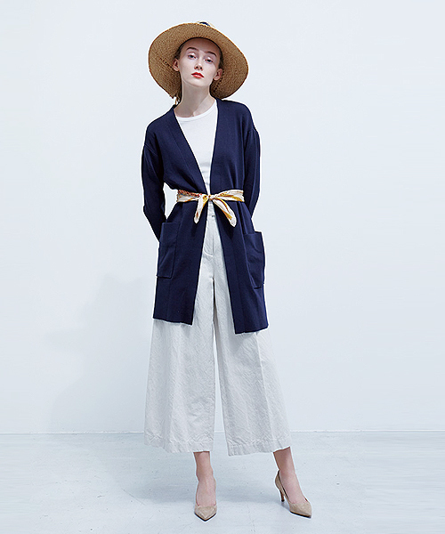 PELLICO(ペリーコ)の「PELLICO スエード ポインテッドパンプス(パンプス・レディース・ブルー/ベージュ/ネイビー・38h/35h/37/36/34.5/38)」の11枚目の写真