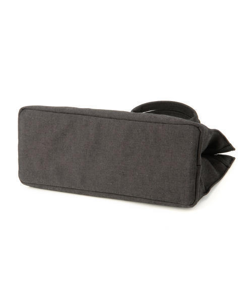 PORTER（ポーター）の「PORTER SMOKY TOTE BAG SMALL <B印 YOSHIDA SELECT>（トートバッグ・メンズ・ブラック・ONE SIZE）」の5枚目の写真