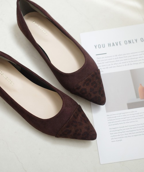 AmiAmi（アミアミ）の「走れるパンプス/美脚ポインテッドトゥフラットパンプス（パンプス・レディース・ブラック系その他/ネイビー/ワイン/ナチュラル/ブラック/グレイッシュベージュ/オレンジ/レオパード/グレー/オリーブ/パープル系その他/ブラックミックス/ブラック系その他2/ブラック系その他3/スモークピンク/イエロー/ライトグレー/ベージュ系その他/ベージュ/ピンクベージュ/ホワイト×シルバー/チェック/グリーン系その他/グレー系その他/アイボリー/アニマル/ベージュ系その他2/ベージュ系その他4/ベージュ系その他3/パイソン/シルバー系その他/ライトブルー/ブラウン/ドット/シルバー/ベージュ系その他5/ブルー系その他/アッシュグレー/その他/ブラウン系その他/グレー系その他2/ライトオリーブ/イエロー系その他/ライトカーキ/ゼブラ/ベージュ系その他6/ブラック系その他4/ブラウン系その他2/ブラック系その他5/シルバー系その他2/フューシャピンク/チェリーレッド/ブラウン系その他3・34/36/37/39/38/35/40）」の18枚目の写真