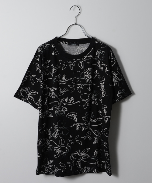 MORGAN HOMME(モルガンオム)の「フラワーブリントT(Tシャツ/カットソー)」|ブラック