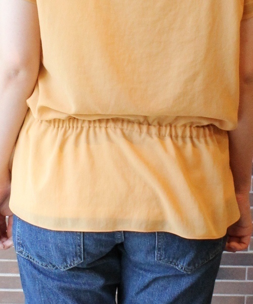 JOURNAL STANDARD（ジャーナルスタンダード）の「☆スキンジョーゼットぺプラムブラウス_#（シャツ/ブラウス・レディース・ネイビー/イエロー/ブルー・FREE）」の7枚目の写真