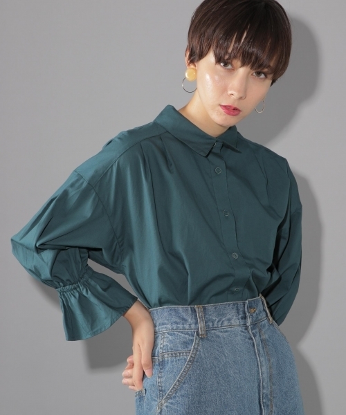 PAGEBOY(ページボーイ)の「キャンディスリーブシャツ(シャツ/ブラウス・レディース・オフホワイト/ブラック/カーキ・FREE)」の3枚目の写真