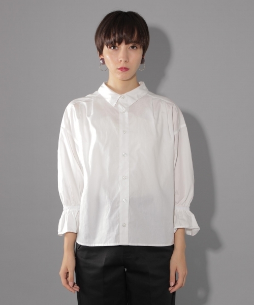 PAGEBOY(ページボーイ)の「キャンディスリーブシャツ(シャツ/ブラウス・レディース・オフホワイト/ブラック/カーキ・FREE)」の9枚目の写真