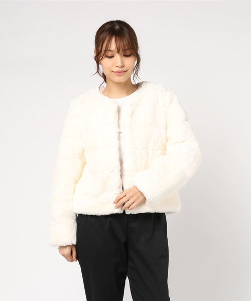 Petit Honfleur（プチオンフルール）の「ジャガードファージャケット（ムートンコート・レディース・アイボリー/グレー/ブラック・9号/11号）」の7枚目の写真