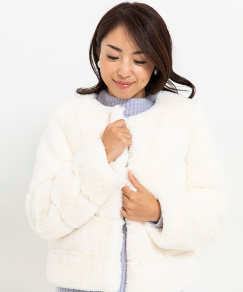 Petit Honfleur（プチオンフルール）の「ジャガードファージャケット（ムートンコート・レディース・アイボリー/グレー/ブラック・9号/11号）」の10枚目の写真