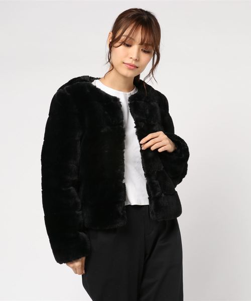 Petit Honfleur（プチオンフルール）の「ジャガードファージャケット（ムートンコート・レディース・アイボリー/グレー/ブラック・9号/11号）」の11枚目の写真