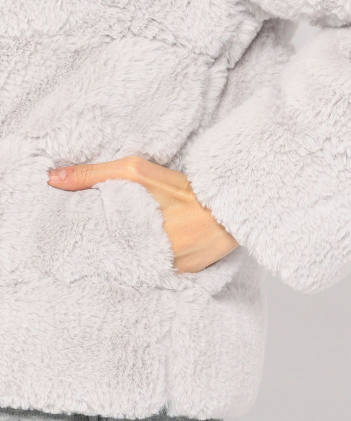 Petit Honfleur（プチオンフルール）の「ジャガードファージャケット（ムートンコート・レディース・アイボリー/グレー/ブラック・9号/11号）」の20枚目の写真