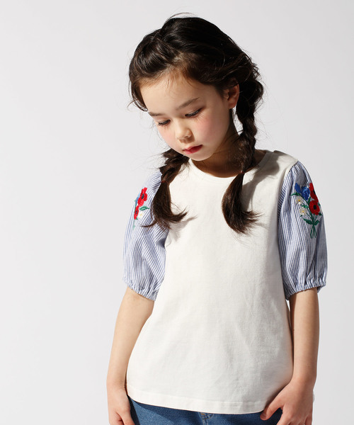 D.fesense（ディーフェセンス）の「【D.fesense /ディーフェセンス】袖フラワー刺繍プルオーバー（Tシャツ/カットソー・キッズ・ブルー/ライム・100cm/110cm/80ｃｍ/90cm）」の2枚目の写真