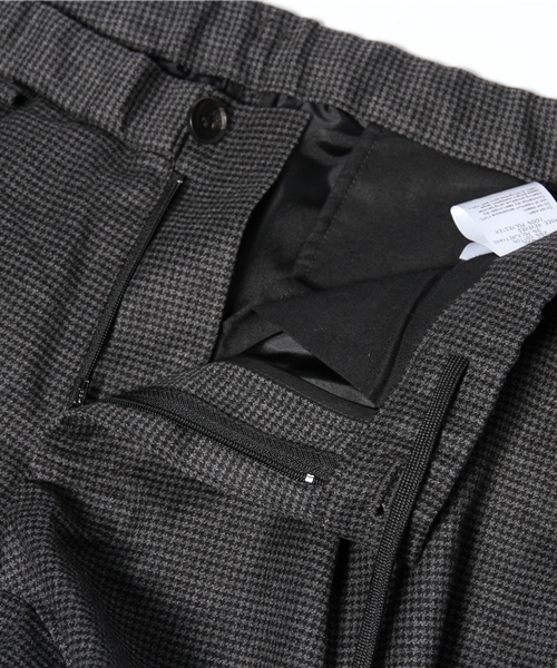 ADAM ET ROPE'（アダムエロペ）の「ハウンドトゥース　チェックパンツ（その他パンツ・メンズ・ブラック・MEDIUM/LARGE）」の8枚目の写真