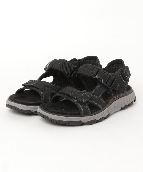 Clarks(クラークス)の「クラークス メンズ/Un Trek Bar/サンダル(サンダル・メンズ・ブラック/オリーブ・8/9/7/10/6)」の2枚目の写真