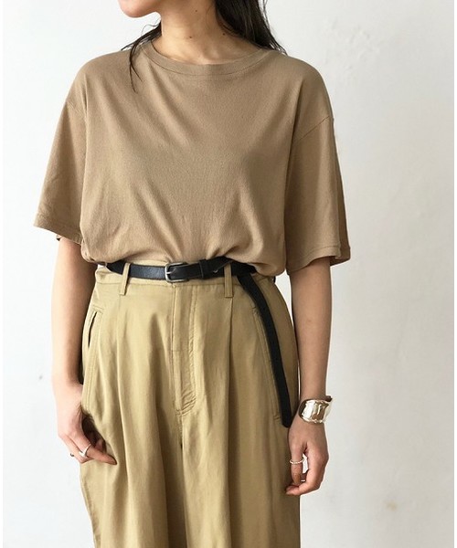 TODAYFUL(トゥデイフル)の「シルクタッチリブTシャツ(Tシャツ/カットソー・レディース・オフホワイト/ブラック/ベージュ・FREE)」の3枚目の写真