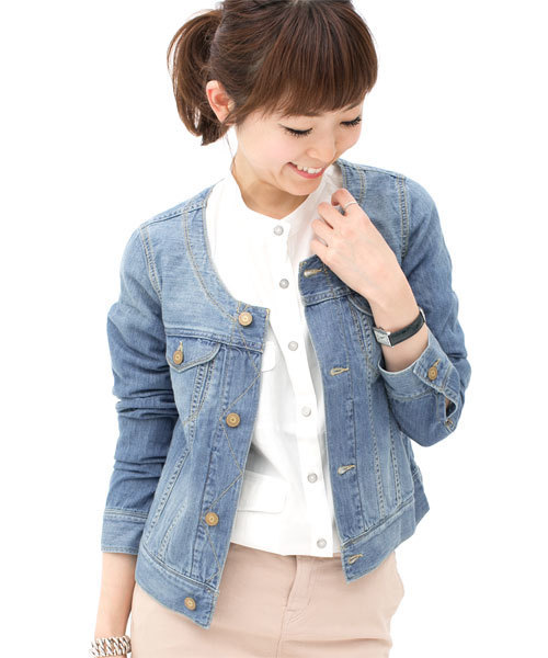 NANO universe（ナノユニバース）の「BARK TANNAGE/ノーカラーGジャン（デニムジャケット・レディース・ホワイト/ブルー・FREE）」の2枚目の写真