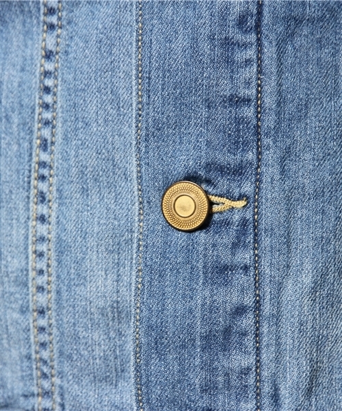 NANO universe（ナノユニバース）の「BARK TANNAGE/ノーカラーGジャン（デニムジャケット・レディース・ホワイト/ブルー・FREE）」の6枚目の写真