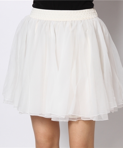 one after another NICE CLAUP(ワンアフターアナザーナイスクラップ)の「【ナイスクラップ】チュールスカート③(スカート・レディース・アイボリー・FREE)」の7枚目の写真