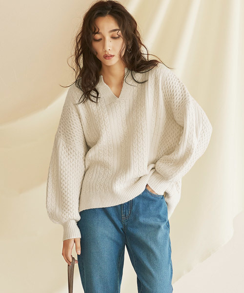 Pierrot（ピエロ）の「キーネックケーブルニット（ニット/セーター・レディース・ブラック/ベージュ/アイボリー/ブラウン系その他/ブラウン/オレンジ系その他/グレイッシュベージュ・M/L）」の10枚目の写真