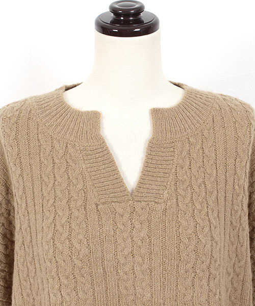 Pierrot（ピエロ）の「キーネックケーブルニット（ニット/セーター・レディース・ブラック/ベージュ/アイボリー/ブラウン系その他/ブラウン/オレンジ系その他/グレイッシュベージュ・M/L）」の19枚目の写真