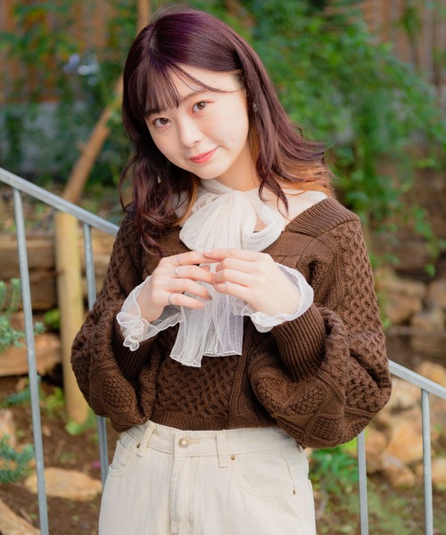 VANNIE U(ヴァニーユー)の「スクエアネックたぽっとニット(ニット/セーター・レディース・ホワイト/ブラウン・FREE)」の15枚目の写真