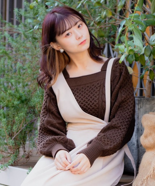 VANNIE U(ヴァニーユー)の「スクエアネックたぽっとニット(ニット/セーター・レディース・ホワイト/ブラウン・FREE)」の21枚目の写真