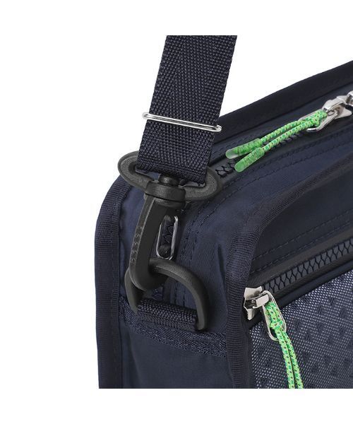 PORTER(ポーター)の「ヘキサリア ショルダーバッグ(S)(ショルダーバッグ・メンズ・ブラック/ネイビー/フューシャピンク・FREE)」の17枚目の写真