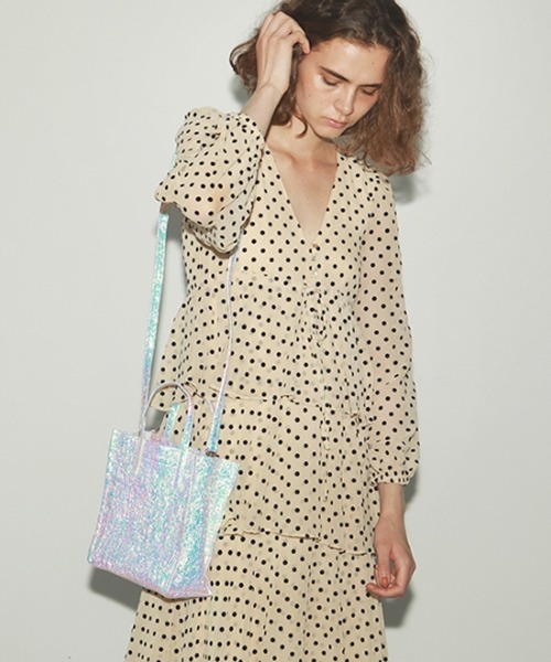 Casselini(キャセリーニ)の「【直営店限定】Casselini(キャセリーニ)シャイントートmini(トートバッグ・レディース・シャンパン/ブロンズ/その他1・FREE)」の19枚目の写真