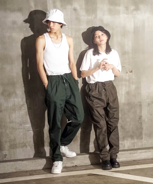 Dickies(ディッキーズ)の「【DICKIES/ディッキーズ】ツイルイージーパンツ 0410-7711 ビッグシルエット ジョガーパンツ テーパードシルエット ウエストゴム仕様 タック入り(その他パンツ・メンズ・チャコールグレー/ブラック/ベージュ/カーキ/グリーン/スミクロ/オリーブ/グレー/ダークベージュ・MEDIUM/LARGE/X-LARGE)」の19枚目の写真