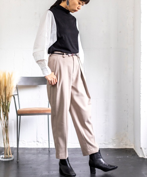 4youstory（フォーユーストーリー）の「【4youstory タックパンツ】（その他パンツ・レディース・ダークブラウン/グレイッシュベージュ/テラコッタ・FREE）」の3枚目の写真