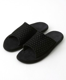 WHITE MOUNTAINEERING（ホワイトマウンテニアリング）の「White Mountaineering × ISLAND SLIPPER SLIDES (WM 2171822)（サンダル・メンズ）」
