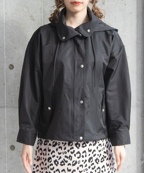 Newlyme(ニューリーミー)の「マウンテンパーカーブルソン(ブルゾン・レディース・ベージュ/カーキ/ホワイト/ブラック・MEDIUM/LARGE)」の16枚目の写真