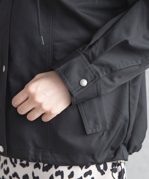 Newlyme(ニューリーミー)の「マウンテンパーカーブルソン(ブルゾン・レディース・ベージュ/カーキ/ホワイト/ブラック・MEDIUM/LARGE)」の12枚目の写真