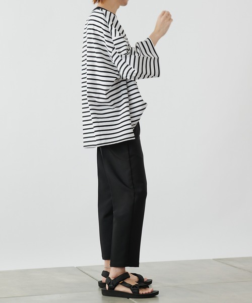 COLONY 2139（コロニートゥーワンスリーナイン）の「ボーダー5分袖SUPER BIG T/スーパービッグTシャツ(ユニセックス可)/ビッグシルエットボーダーT（Tシャツ/カットソー・メンズ・ホワイト/チャコールグレー・LARGE/MEDIUM）」の12枚目の写真