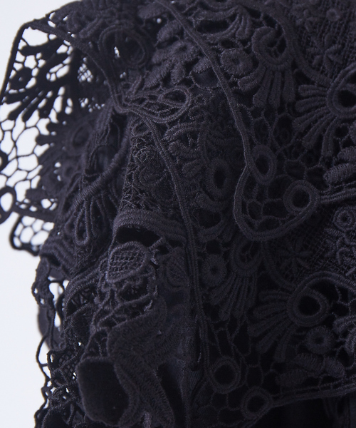 qualite(カリテ)の「【boussole×qualite】ショルダーレースTシャツ(オーバーサイズ)(Tシャツ/カットソー・レディース・ホワイト/ブラック・フリー)」の13枚目の写真