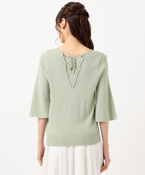 Feroux(フェルゥ)の「【洗える】バックシャン ニット(ニット/セーター・レディース・黄土色系/ライトグリーン系/アイボリー系/ブラック系・2)」の21枚目の写真